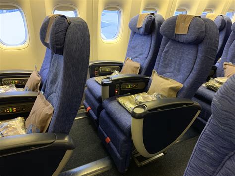 british airways premium economy 777